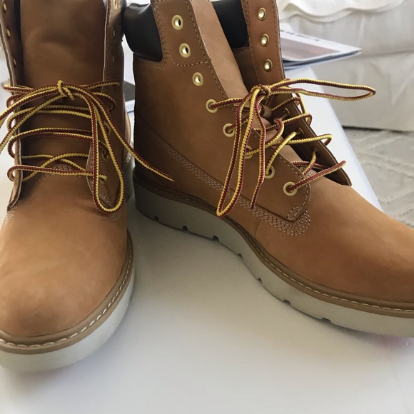 winter boots - Picture 4 of 6